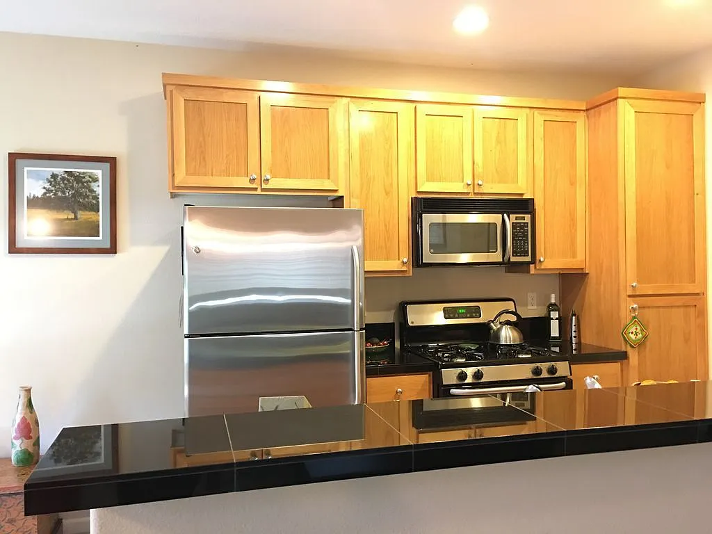 Available Now: 1 bedroom Condo in Grand Oaks — Photo 4