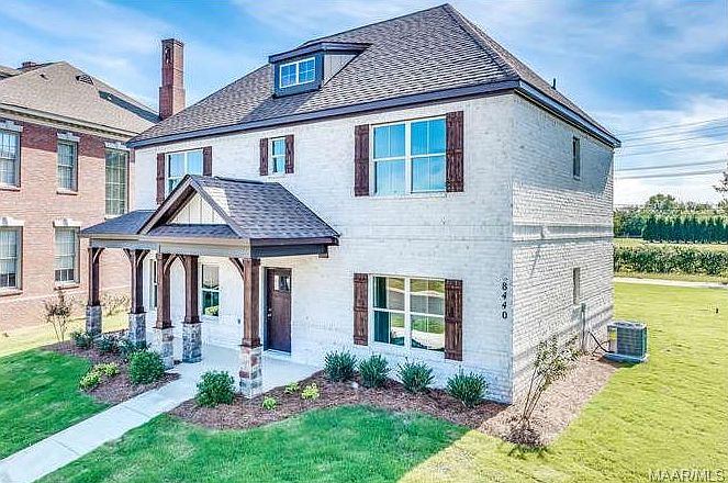 1st image of 8440 Melbourne Cir