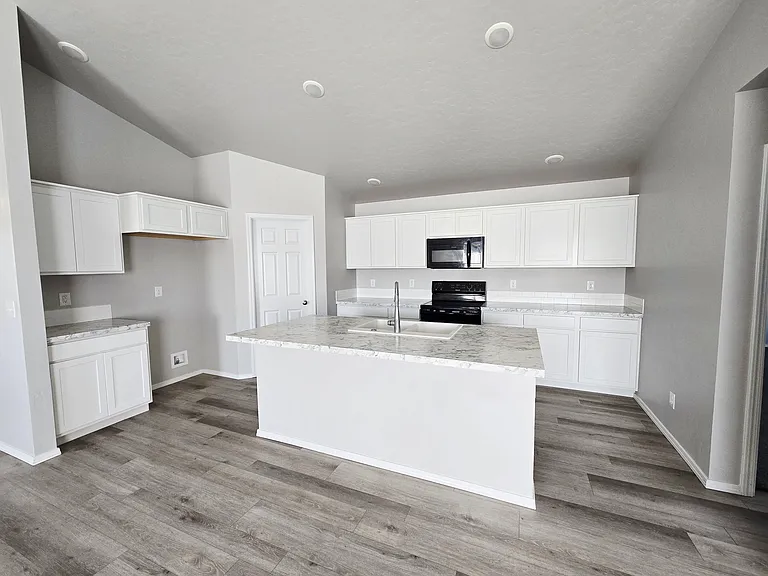 12796 Eldmire St — Photo 7