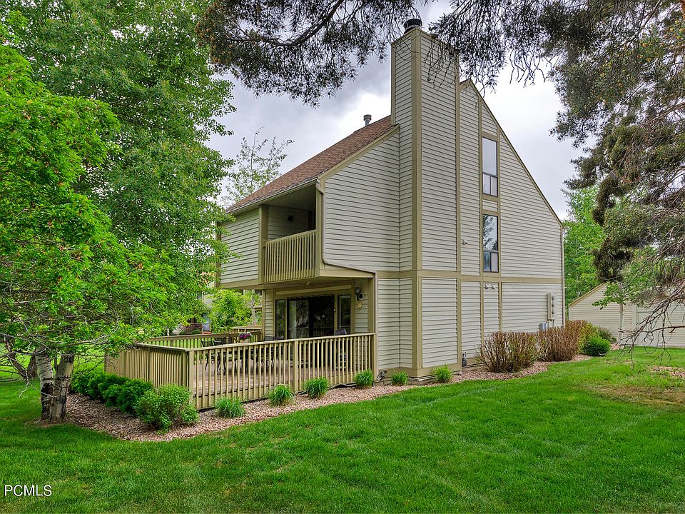 1st image of 154 Dunlop Ct #154