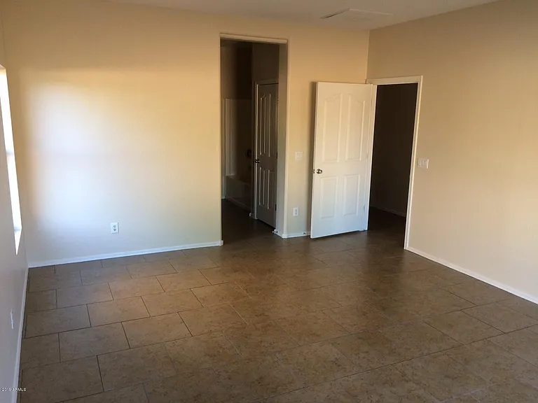 11835 N 151st Dr — Photo 10