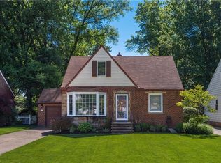 4083 W 215th St, Fairview Park, OH