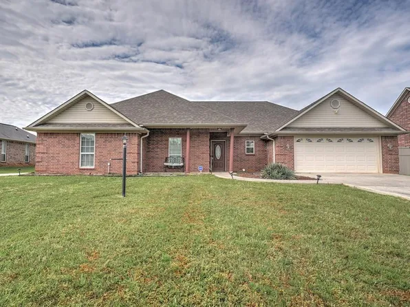 172 W Starlite Dr, Texarkana, TX 75501