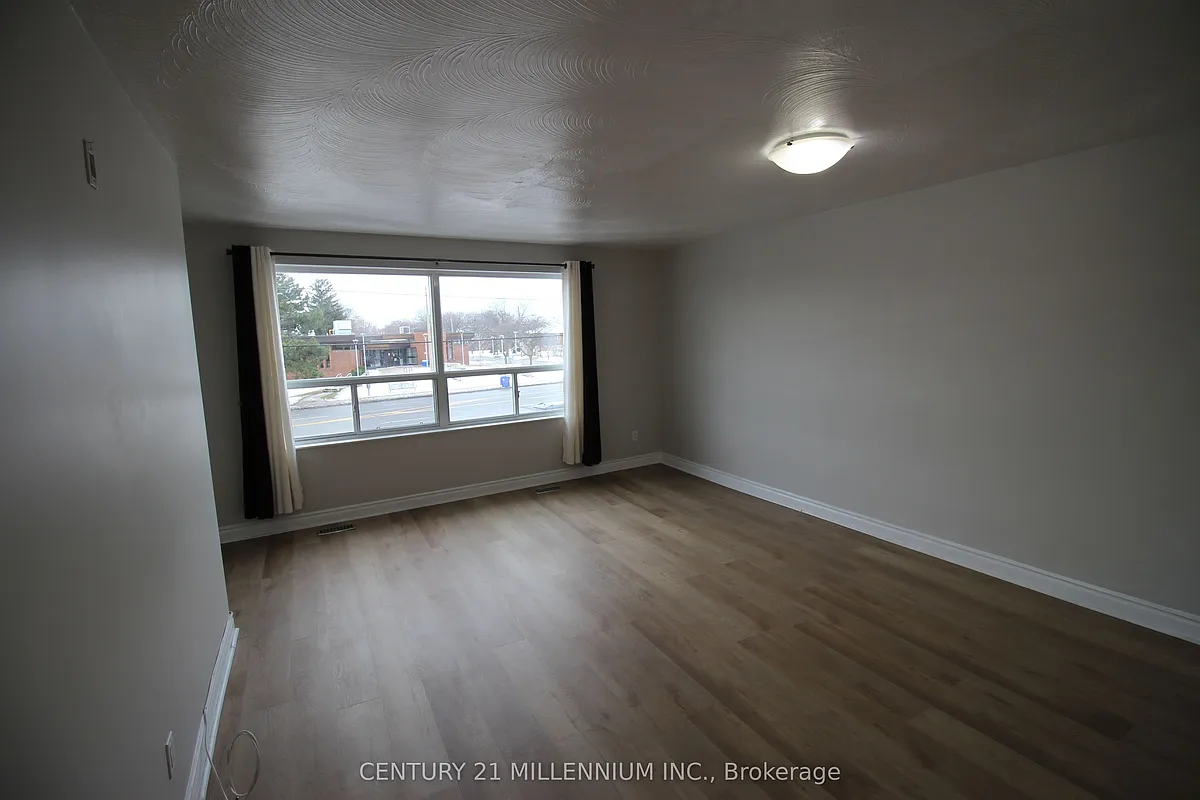 Building Photo - 2991 Islington Ave #UPPER