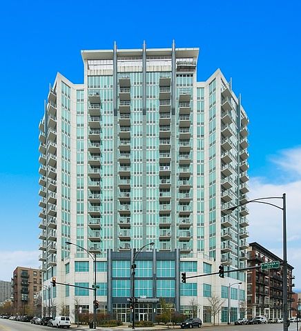 1st image of 1600 S Indiana Ave Unit 1105