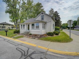 402 Eckhart Ave, Auburn, IN 46706