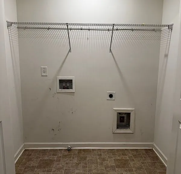 2901 Emme Ct — Photo 24