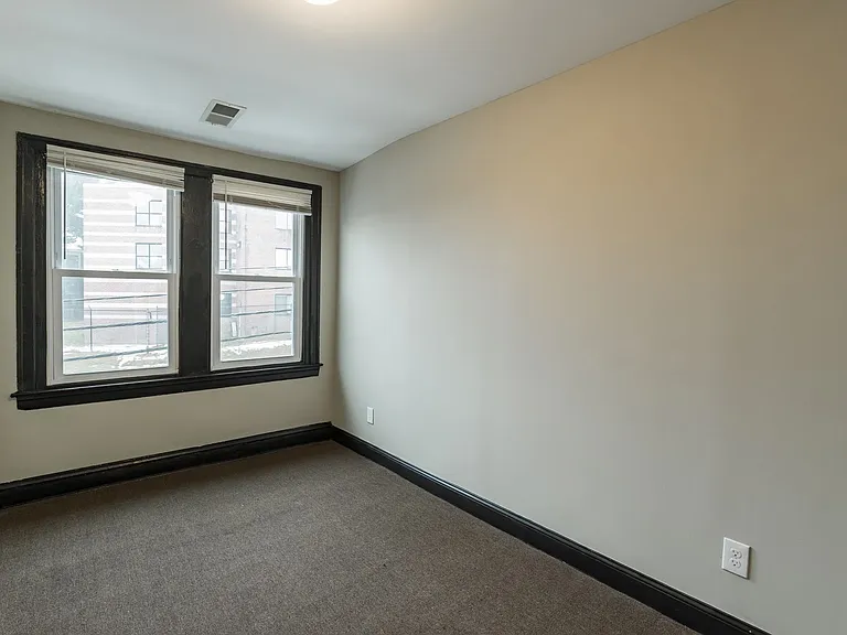 5700 N 20th Street — Photo 12
