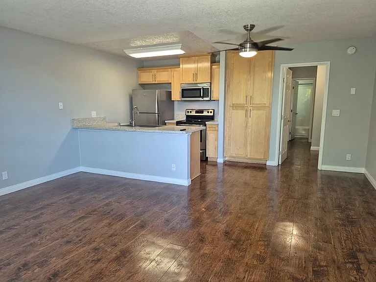 Summerwood Apartment Homes — Photo 45