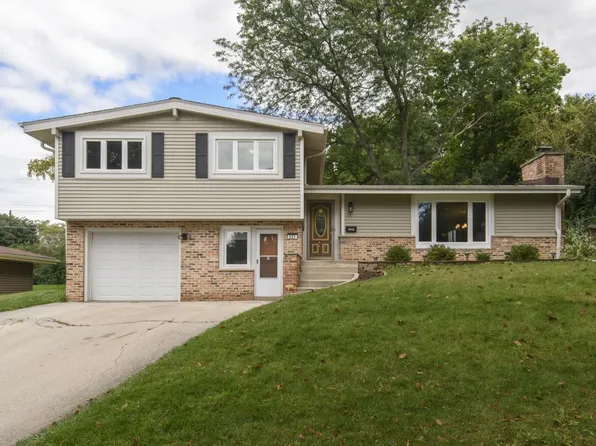 621 South Greenfield AVENUE, Waukesha, WI 53186