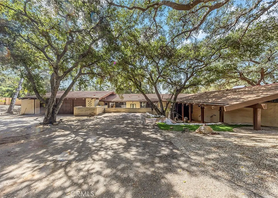 2300 Villa Heights Rd