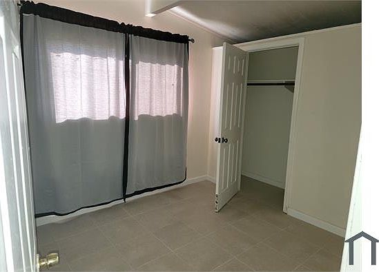2nd image of 1479 Cliffwood Dr