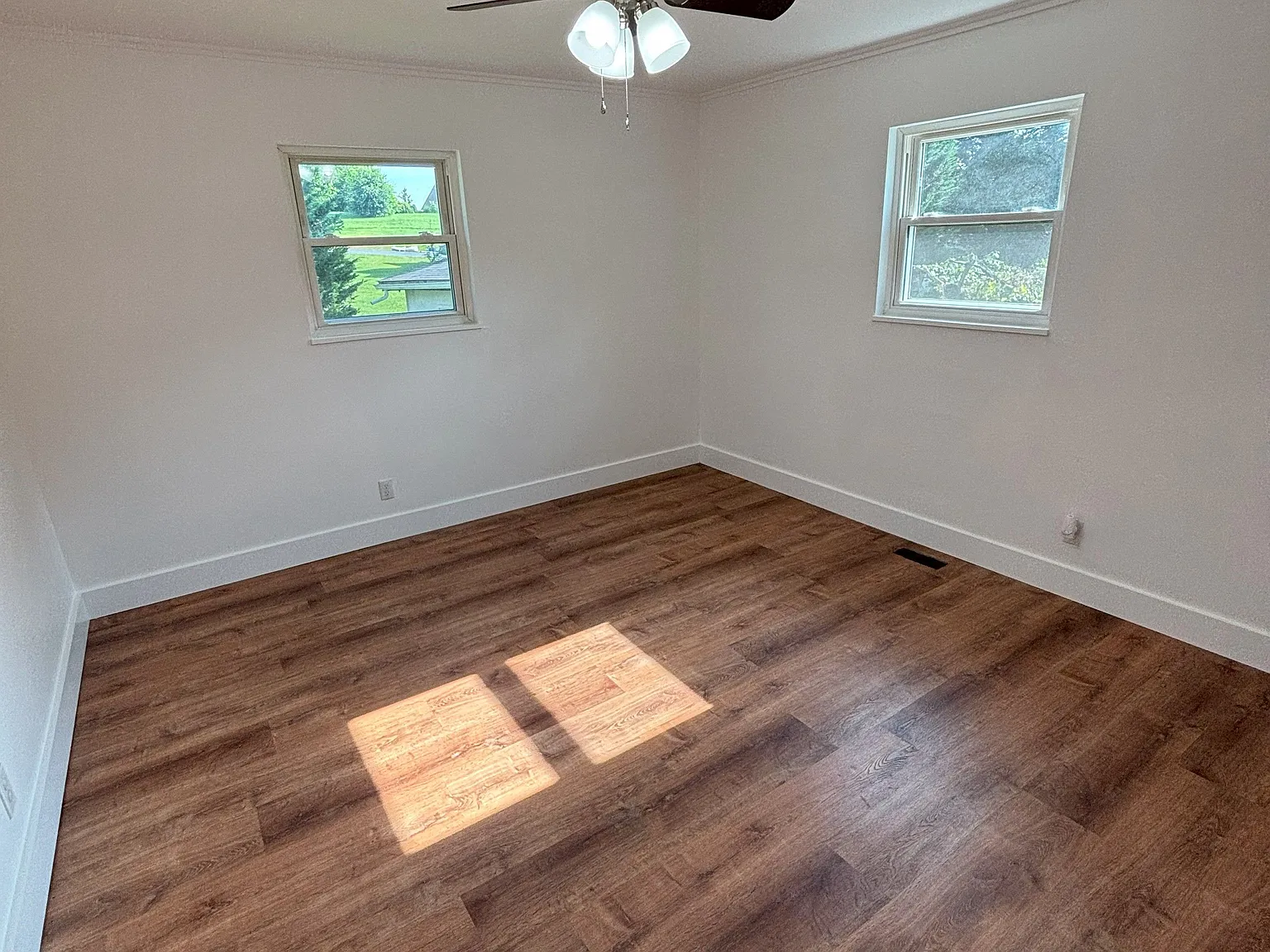 3BR/1.5BA Home on Cedar Valley Blvd — Photo 3