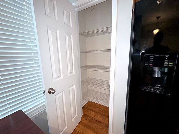 716 Blossom Dr - Pantry Closet
