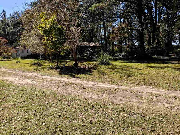 4th image of 5005 Veterans Memorial Dr