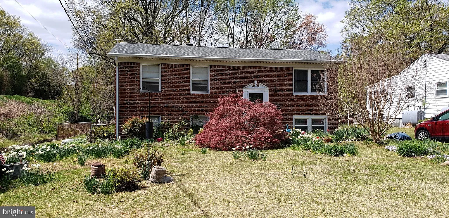 14 Prospect Ave photo 1