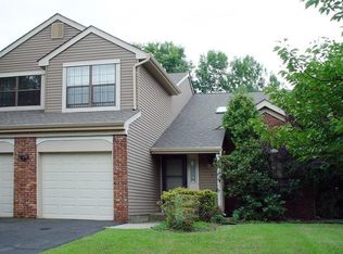 4 Alton Dr, Somerset, NJ 08873