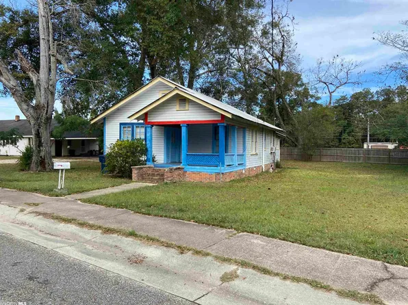 103 Mayo St, East Brewton, AL 36426