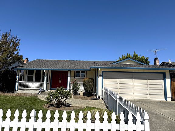 2nd image of 4739 Louise Ln