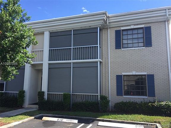 3rd image of 160 Cypress Club Dr APT 636