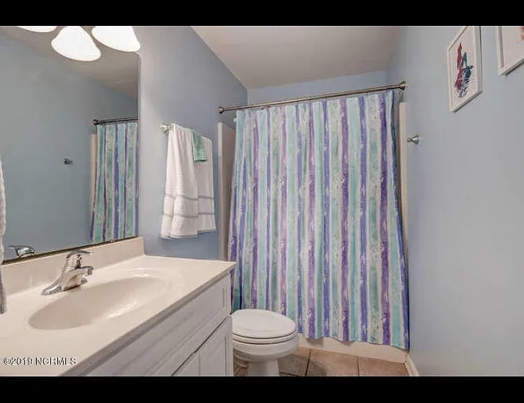 6718 Newbury Way — Photo 8
