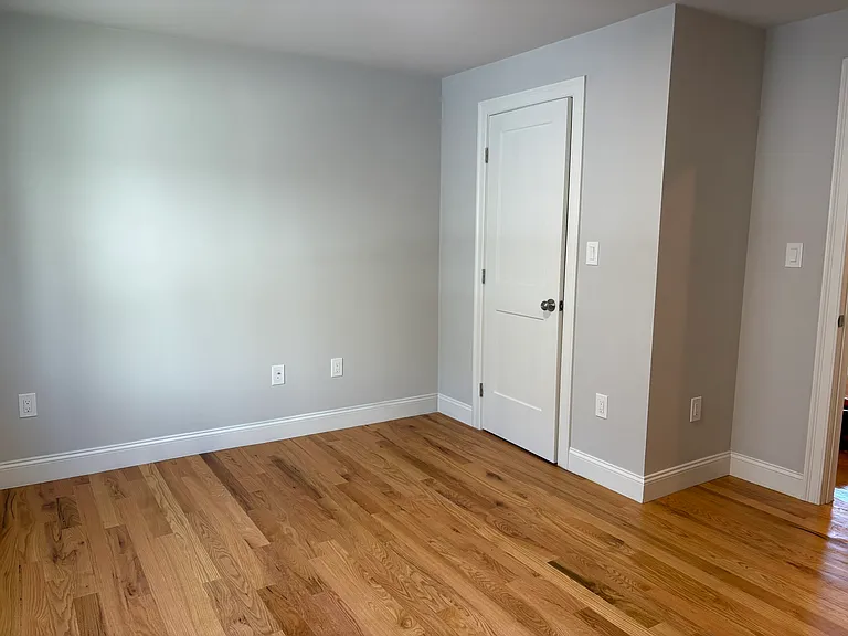 254 Salem St #1 — Photo 11
