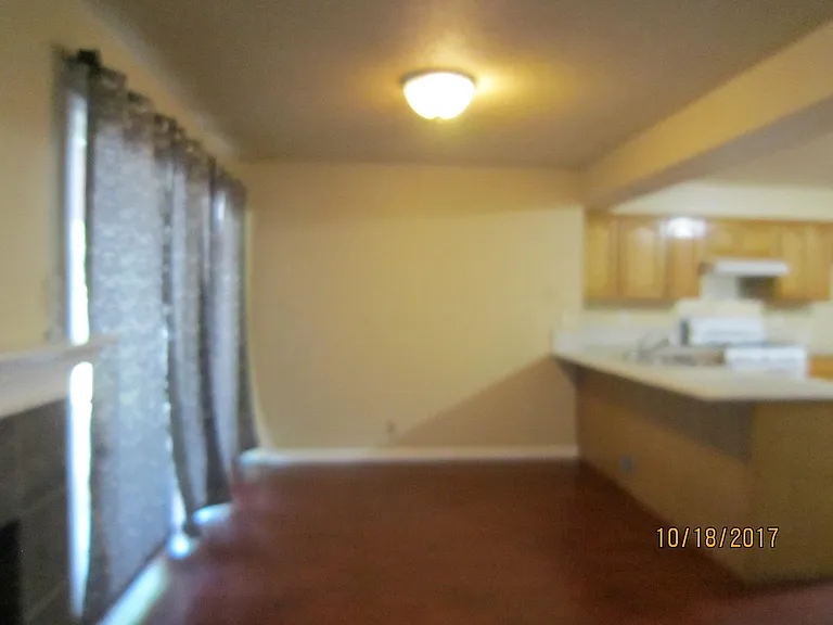 7555 Meadowair Way — Photo 4