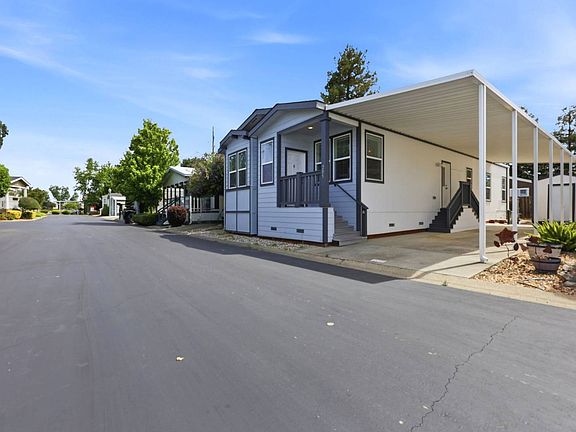 2nd image of 3263 Vineyard Ave Space 205