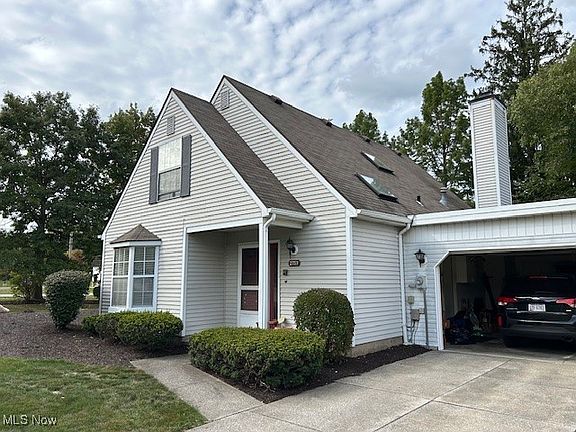 2nd image of 2759 Tinkers Ln