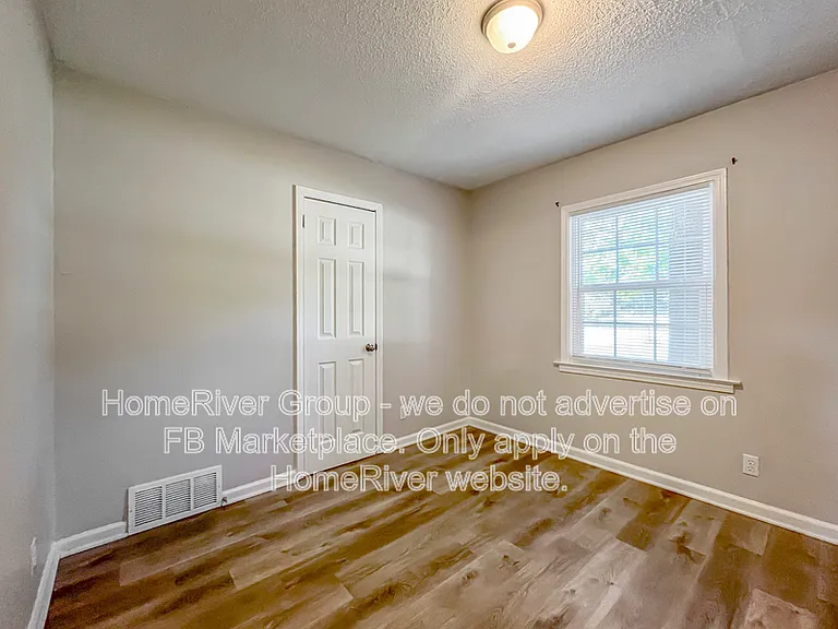 1756 W Holmes Rd — Photo 12