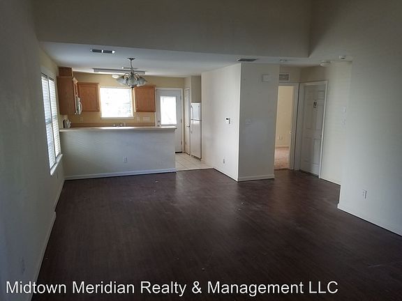 5th image of 1913 Nena Hills Dr