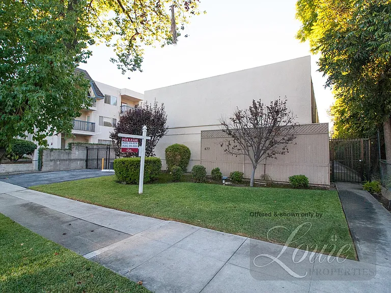 477 S El Molino Ave #4 — Photo 1