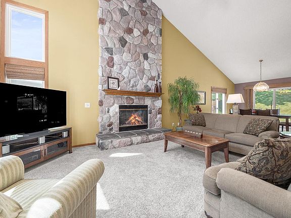 5th image of W233N7065 Blacksmith COURT