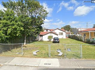 1762 NW 18th Ter, Miami, FL 33125
