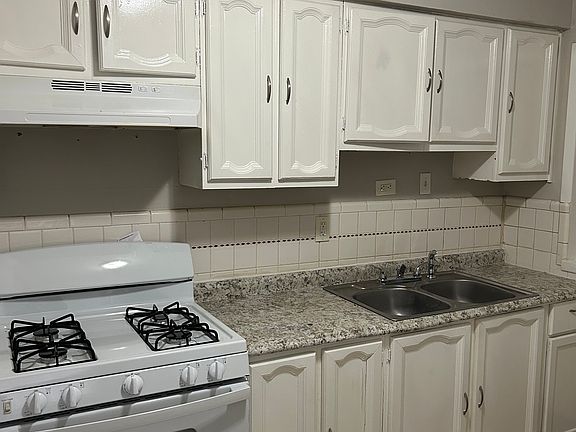 2nd image of 7609 Taber Dr
