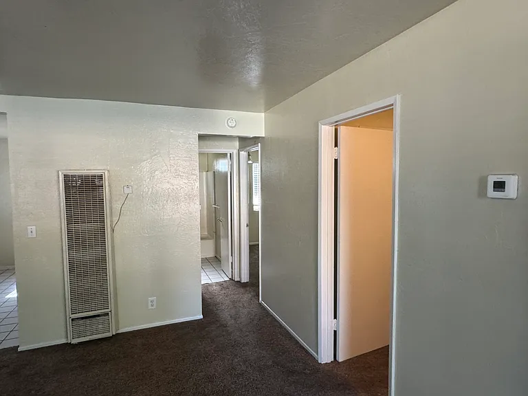 635 Summit Blvd #A — Photo 4