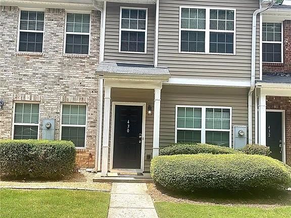 2nd image of 430 Berckman Dr