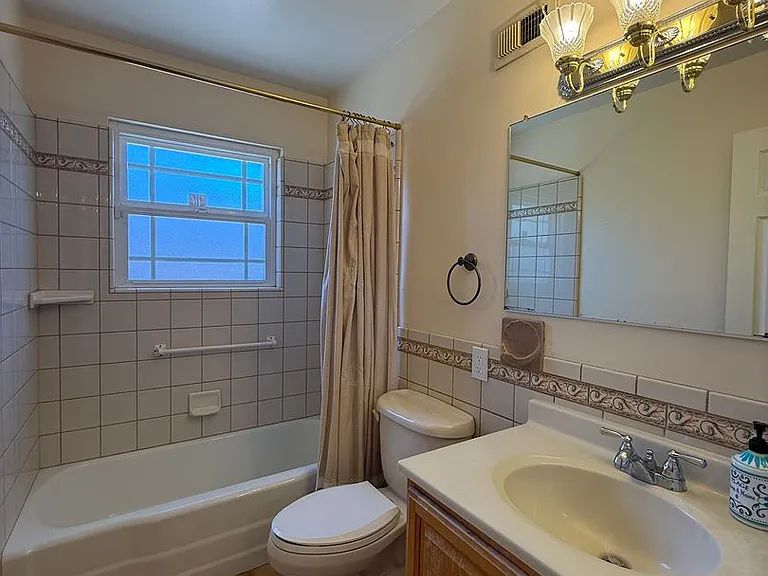 735 Patterson Rd — Photo 30