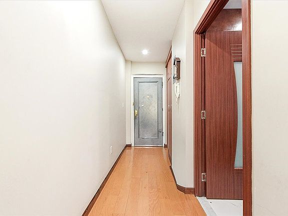 5th image of 83-80 118th St APT 4A