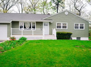 98 Nottingham Dr, Brick, NJ 08724