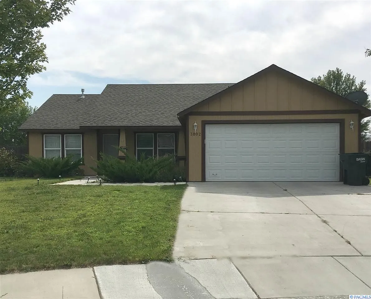 3002 Hermandt Ct photo 1