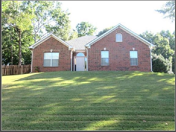 5th image of 712 Shelby Forest Trl