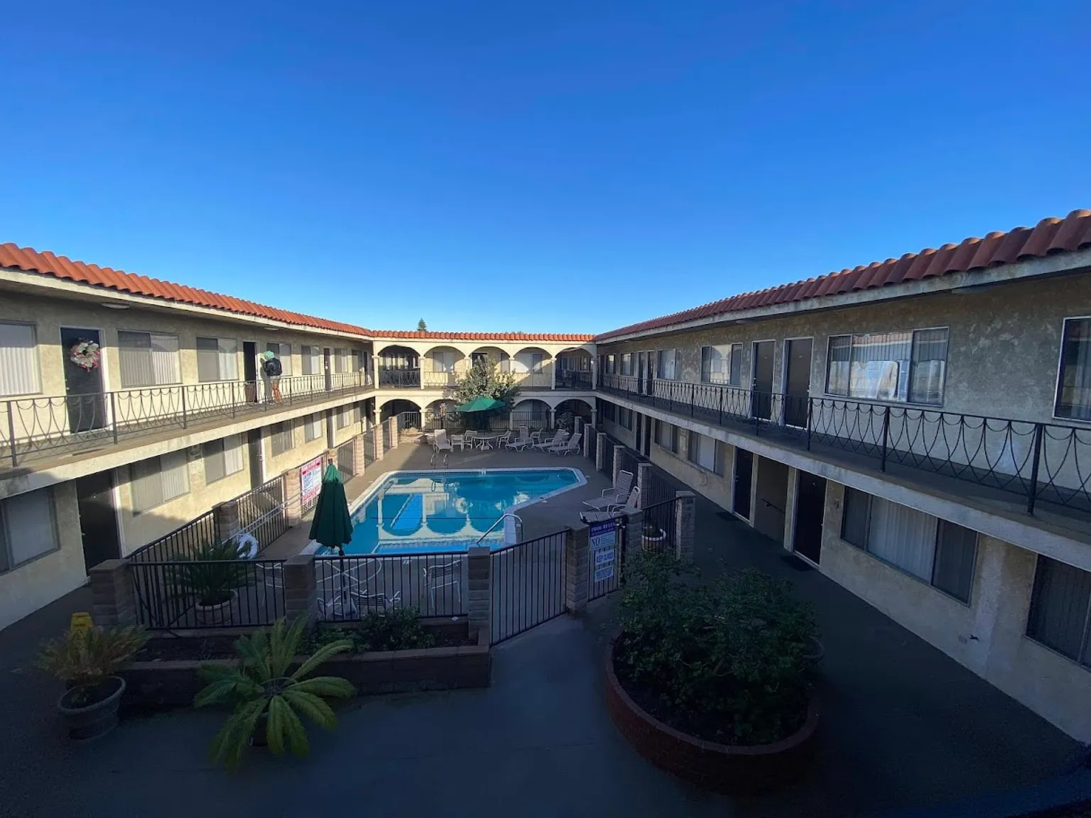 Monte Carlo Apartments — Photo 3