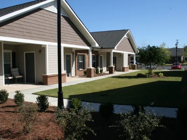 Country Club Cottages