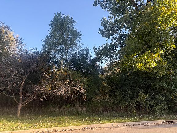 2nd image of Lansing Ave