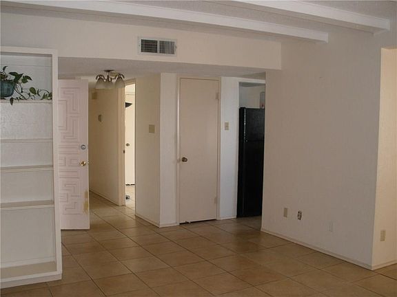 2nd image of 6201 Escondido Dr APT 9H