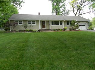 4 Kings Ct, Parsippany, NJ 07054