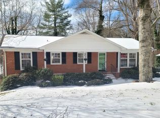 2730 London Ln, Winston Salem, NC 27103