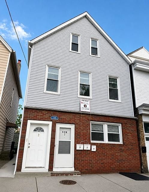 1st image of 528 Kennedy Blvd #1