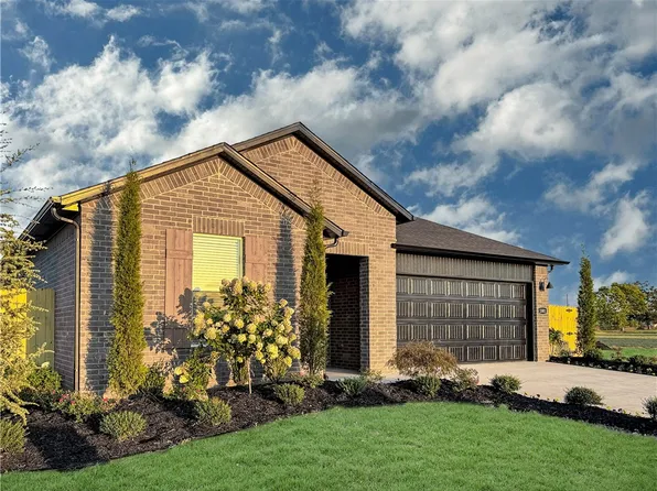 2310 Max Ave, Bentonville, AR 72713